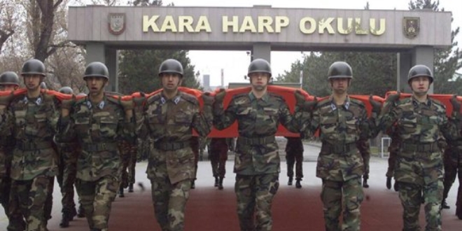 Erdoan: Askeri okullar kapatlacak