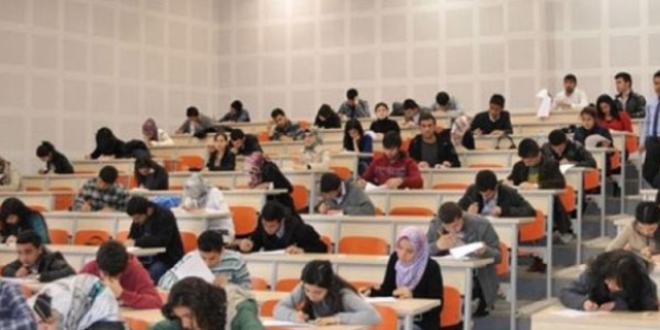 Aynı anda hem lisans hem önlisans okuyabilirsiniz