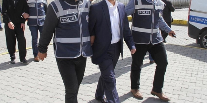 Sivas'ta 19 kamu personeli adliyeye sevk edildi