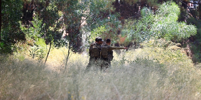 Aranan 9 suikastçi asker daha yakalandı