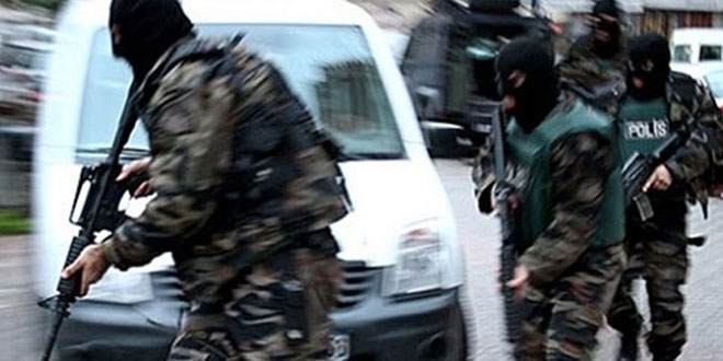 Manisa merkezli 4 ilde FET�/PDY operasyonu