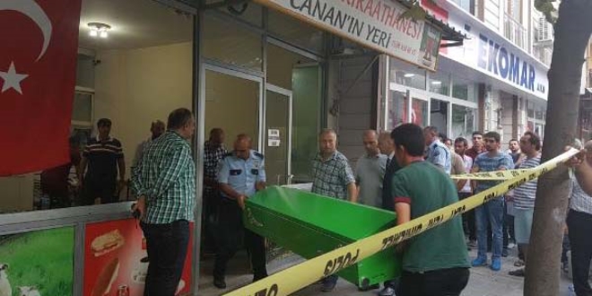 zel harekat polisi kahvede intihar etti
