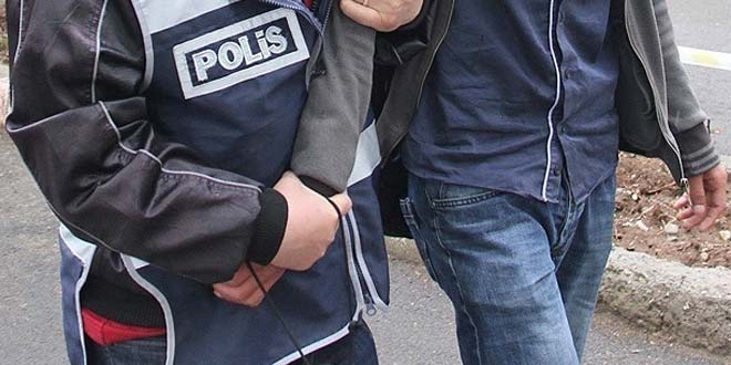Konya'da 48'i rtbeli 63 polis gzaltna alnd