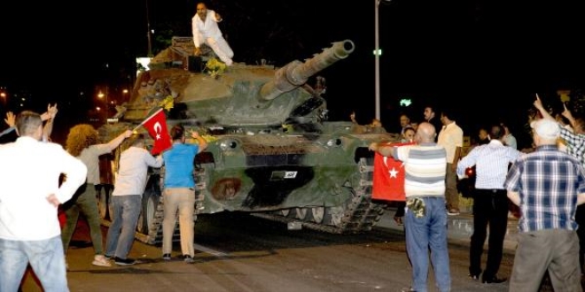 15 Temmuz gecesi Başbakanlık'ta neler yaşandı?