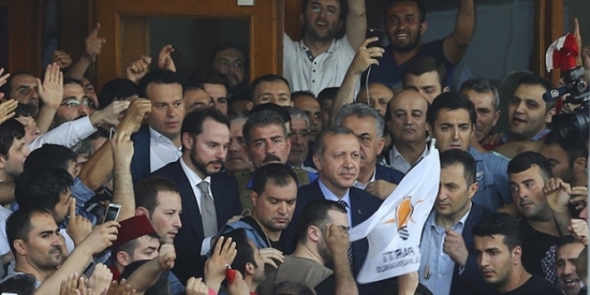 Darbeciler, yakıt bittiği için Erdoğan'ın uçağını vuramadı