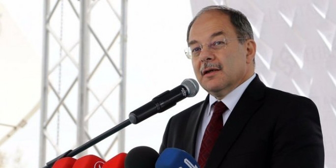'FETÖ'nün elemanlarını yapıştıkları yerden söküp atacağız'