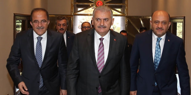 Başbakan Yıldırım, Milli Savunma Bakanlığı'nı ziyaret etti