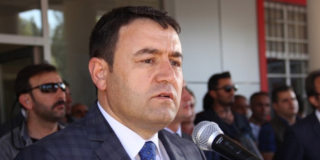 Vali I��n: PKK ne ise FET� odur, FET� ne ise I��D de odur