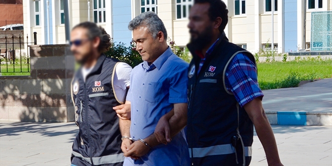 Krehir'de polislerin 'himmet imam' olan retmen tutukland