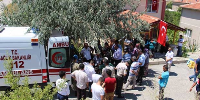 Uzman �avu� Emre'nin ac� haberi baba oca��na ula�t�