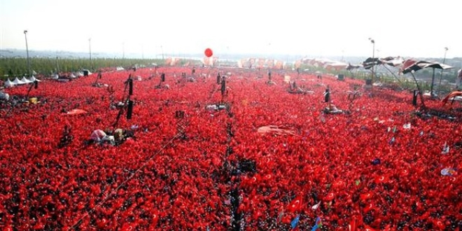 Yenikapı'daki mitinge kaç milyon kişi katıldı?