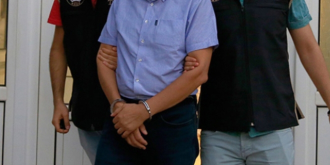Konya'da 8 öğretmen tutuklandı