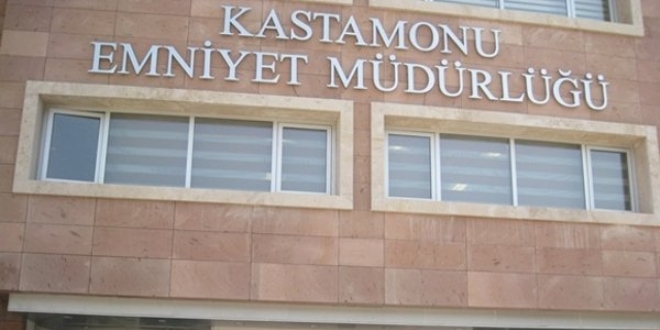 Kastamonu'da 10 emniyet personeli gözaltına alındı