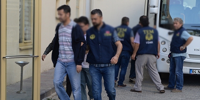 Uşak'ta, 23 emniyet personeli daha tutuklandı
