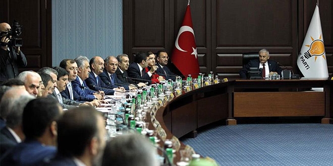 AK Parti MYK toplantısı sona erdi