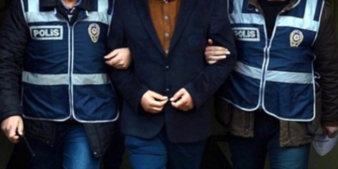 Balıkesir'de bir avukat gözaltına alındı