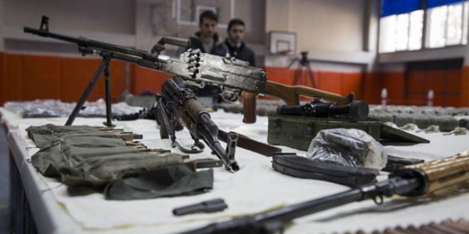 Iğdır'da, PKK operasyonunda çok sayıda mühimmat ele geçirildi