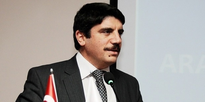 Aktay: FETÖ AK Parti'den de yararlanmak istedi