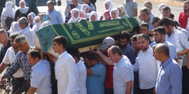 Kzltepe'deki saldrda yaamn yitiren 2 kiinin cenazesi topraa verildi