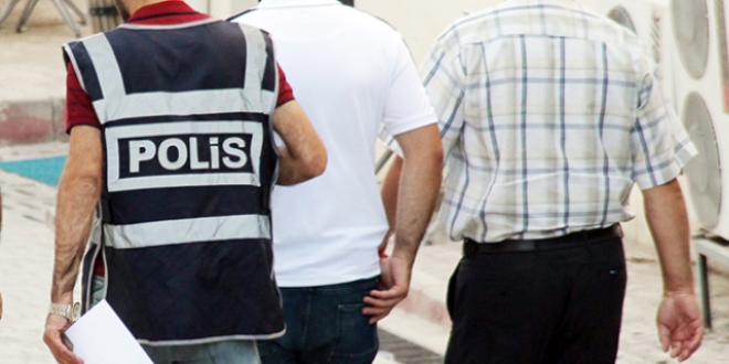Yalova'da, hakim ve öğretmenlerin de bulunduğu 26 kişi, gözaltına alındı