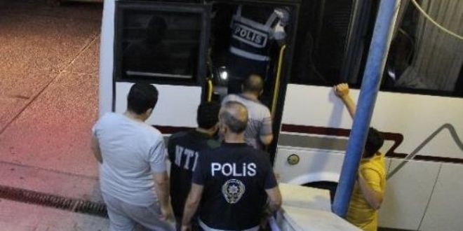 Edirne'de savcı ile hakim eşi gözaltına alındı