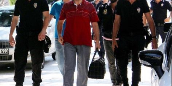 Tekirdağ'da, 4 hakim ile 2 savcı gözaltına alındı