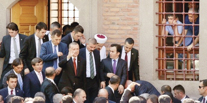 Erdoğan, cuma namazını Beştepe Millet Camisi'nde kıldı