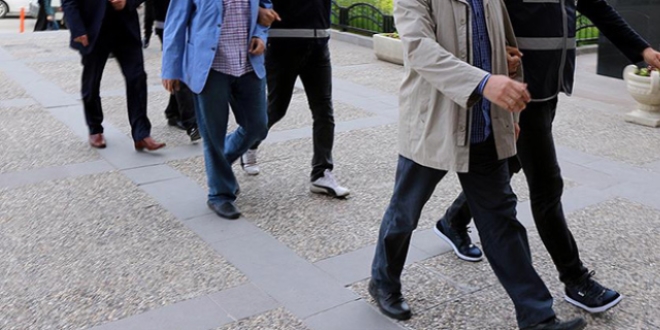 Mardin'de 7 komiser ve komiser yard�mc�s� tutukland�