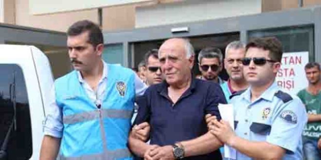 Hakan Şükür'ün babası hastaneye kaldırıldı