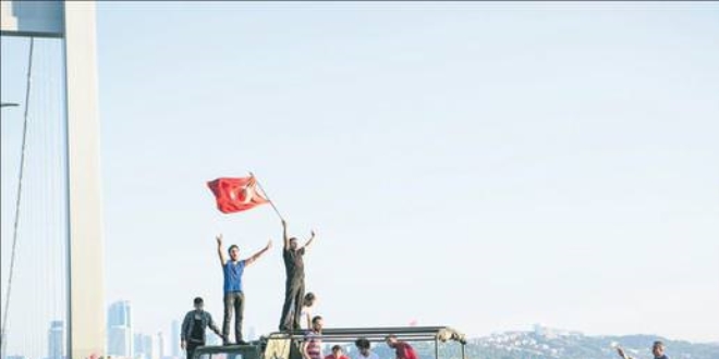 'Y�zy�llar boyunca anlat�lacak bir destan'