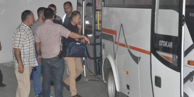 Pamukkale Üniversitesi'nde 7 personel tutuklandı