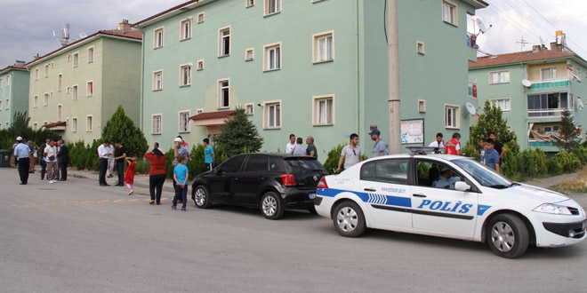 Diyarbakr'da ehit olan 4 polisin kimlikleri belirlendi
