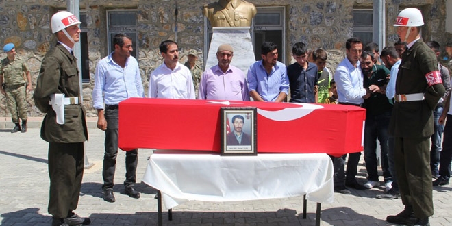 �ehit k�y korucusu Y�ld�z son yolculu�una u�urland�