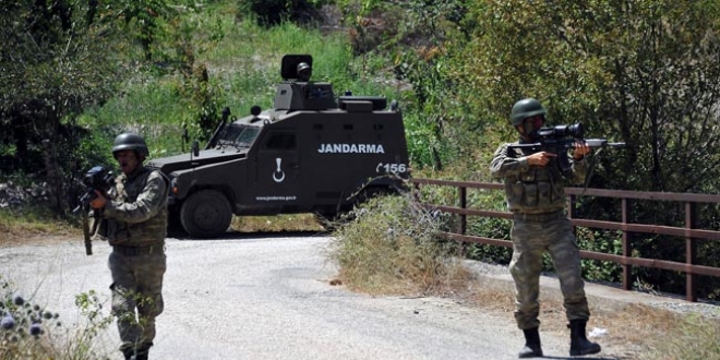 Gmhane'de PKK'l terristlere ait depo bulundu