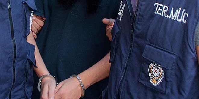 İzmir'de gözaltına alınan 7 kişi tutuklandı