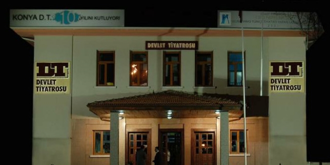 'Tiyatrolar �zelle�tirilecek' diye bir plan�m�z yok'