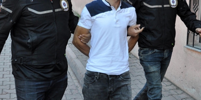 Sakarya'da eski HDP l Bakan ve 2 kii tutukland
