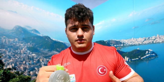 Madalyonun öteki yüzü Doğu'da değerli