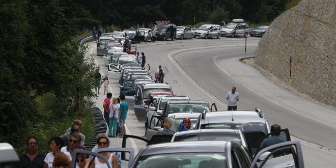 S�n�r kap�lar�nda yo�unluk olu�tu