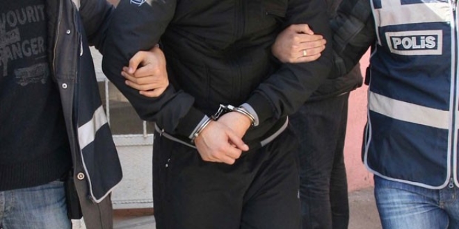 Erzurum'da, 5 adliye personeli tutuklandı