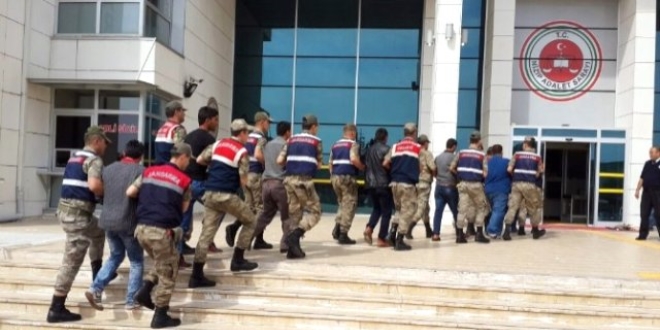 Kilis'te DAE olduklar iddiasyla yakalanan 9 kiiden 6's tutukland