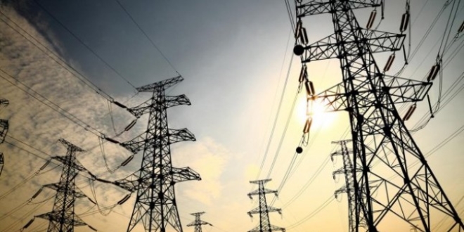 Spot piyasada elektrik fiyatlar�