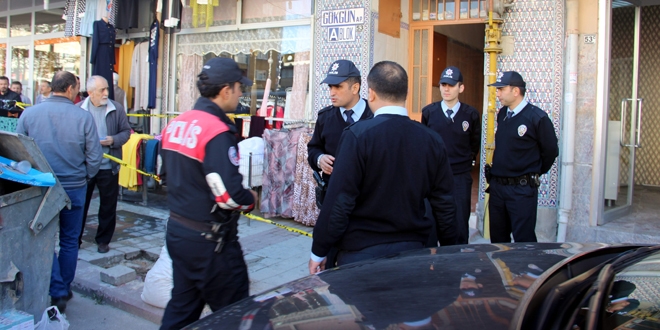Polis memurunu bıçaklayarak öldüren şüpheli gözaltına alındı