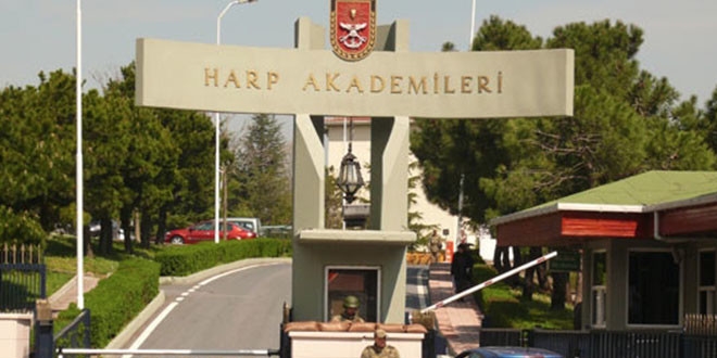 Harp Akademileri Komutanl'nda grevli 5 kii gzaltnda