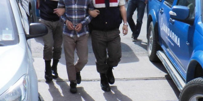 Engelli memuru bıçakla öldüren zanlı, tutuklandı