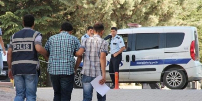 11 ilde e� zamanl� operasyon: 12 ki�i g�zalt�na al�nd�