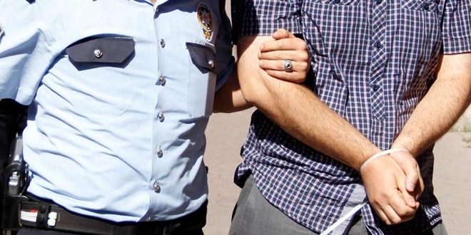 Van'da sald�r�y� �v�c� payla��mlar yapan 2 ki�i g�zalt�na al�nd�