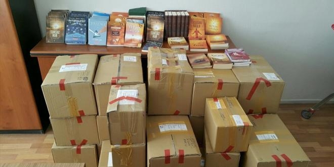 anakkale'de FET'ye ait yaklak 400 kitap bulundu