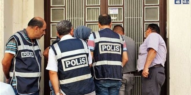 Çankırı'da bazı polislerin evinde arama yapılıyor