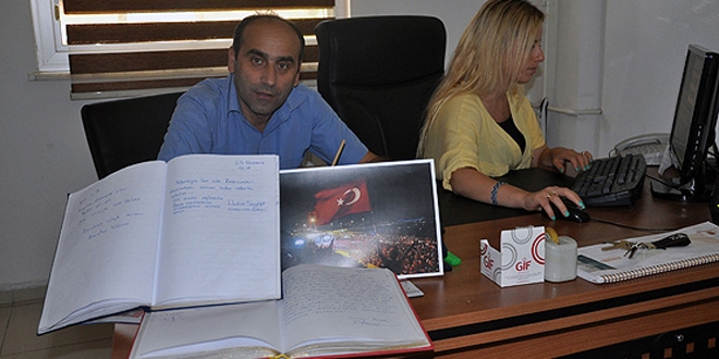 Demokrasi nöbetleri anı defterinde yaşatılıyor